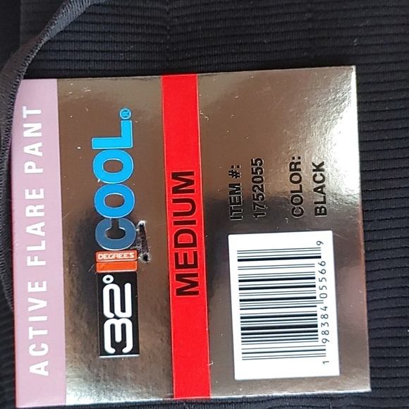 NWT 32 Degrees Women's active Flare Black Pant - Picture 5 of 8